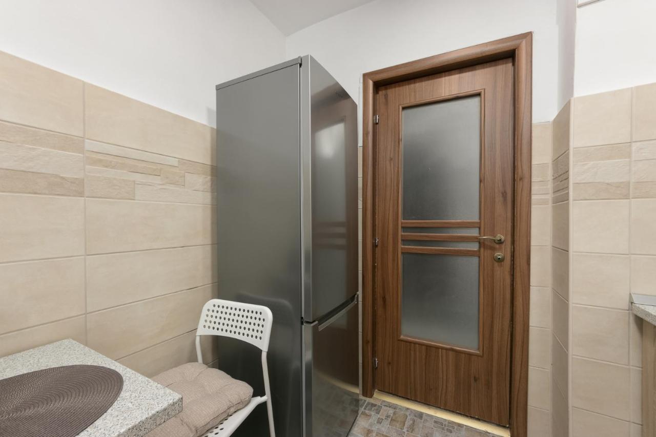 Vlad House Decebal Lägenhet Bukarest Exteriör bild
