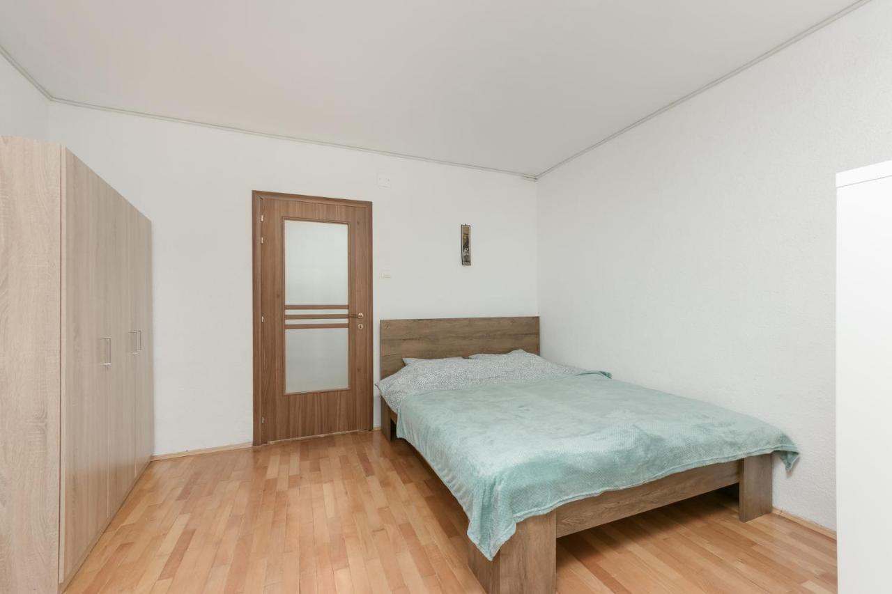 Vlad House Decebal Lägenhet Bukarest Exteriör bild